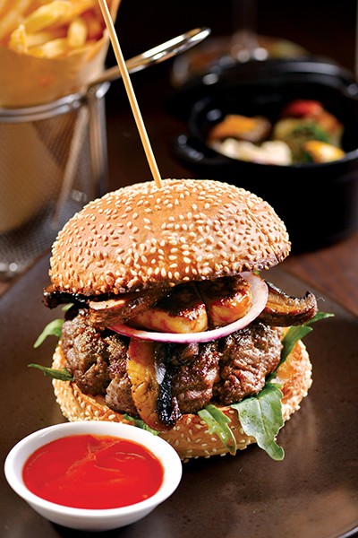 1604_Restaurant103